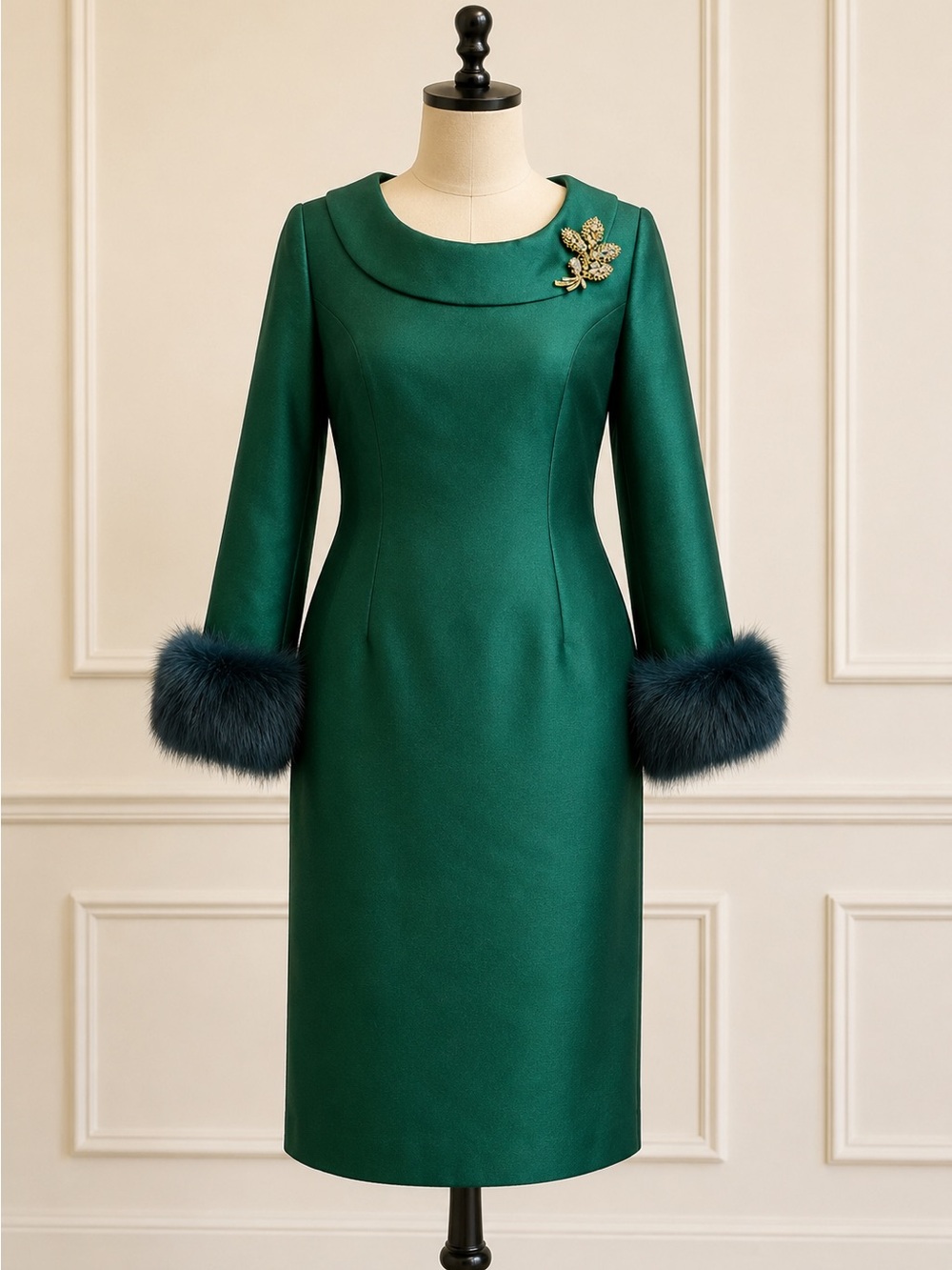 Lily & Taylor Women’s Green Satin Dress Size 8 Fur Cuffs Brooch Church Formal